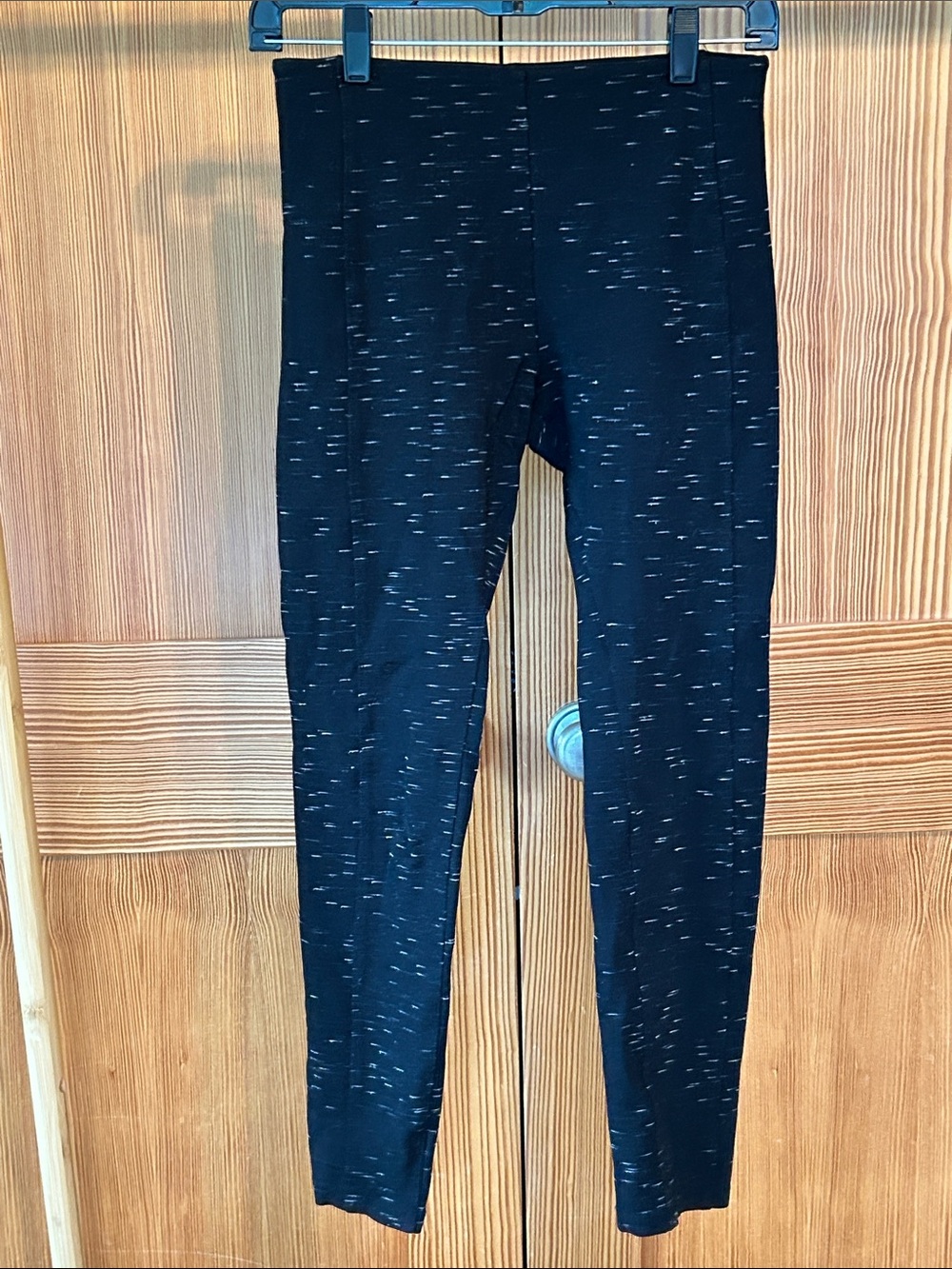 Lysse Black Heathered Pull-On Leggings - Picture 4 of 7